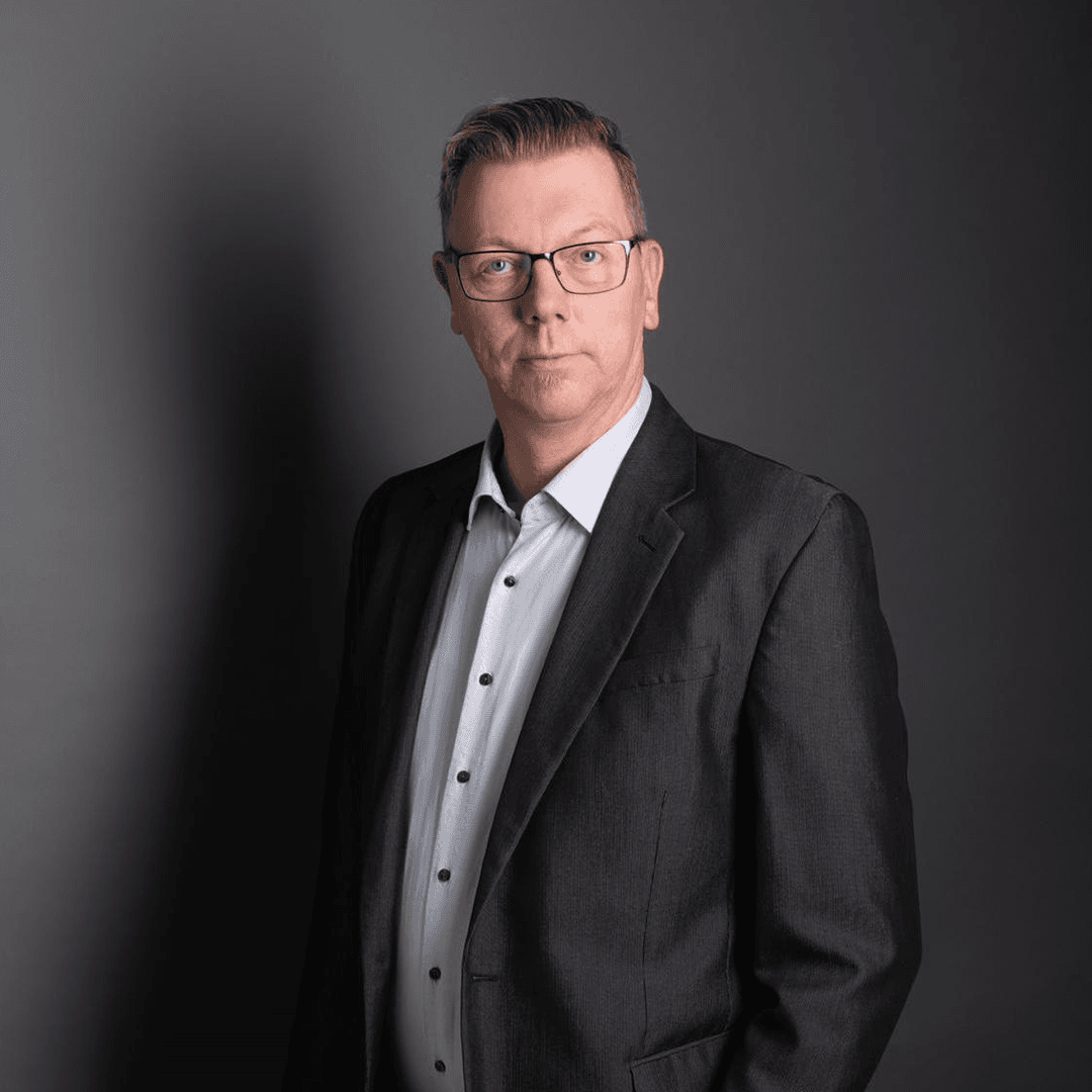 René Bach verstärkt Ackermann-Vertrieb